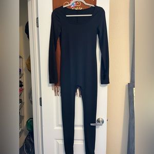 One piece jumper/bodysuit